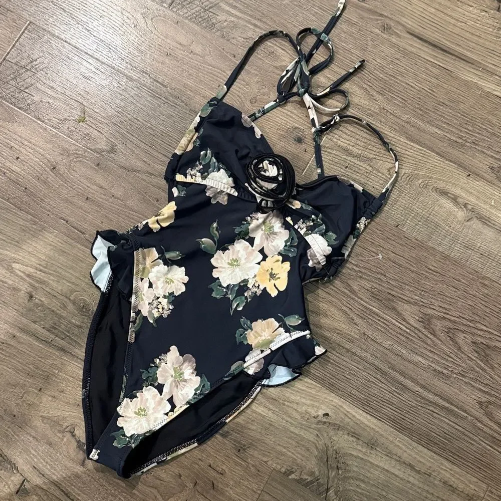 Montce Devin Rosa One Piece in Liz Floral A